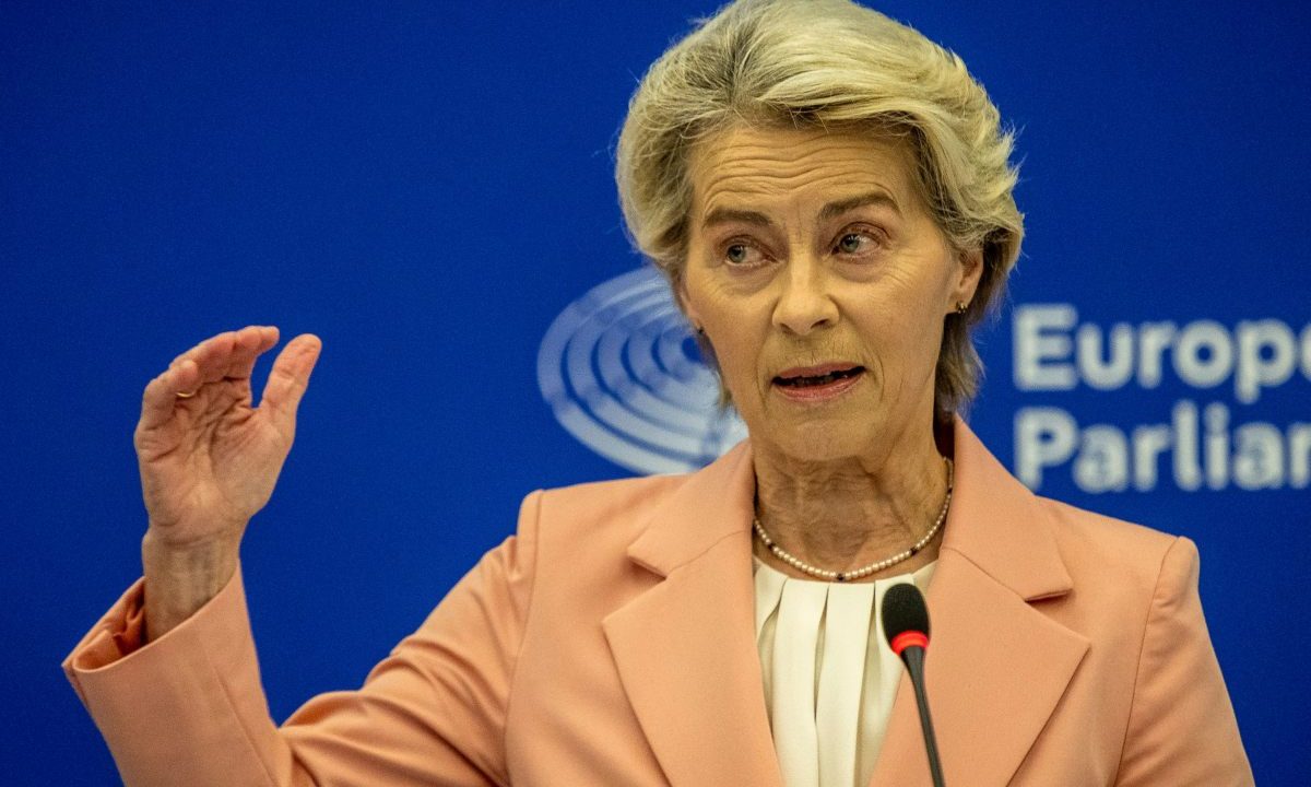 Ue, von der Leyen “La democrazia è minacciata anche dall’interno”