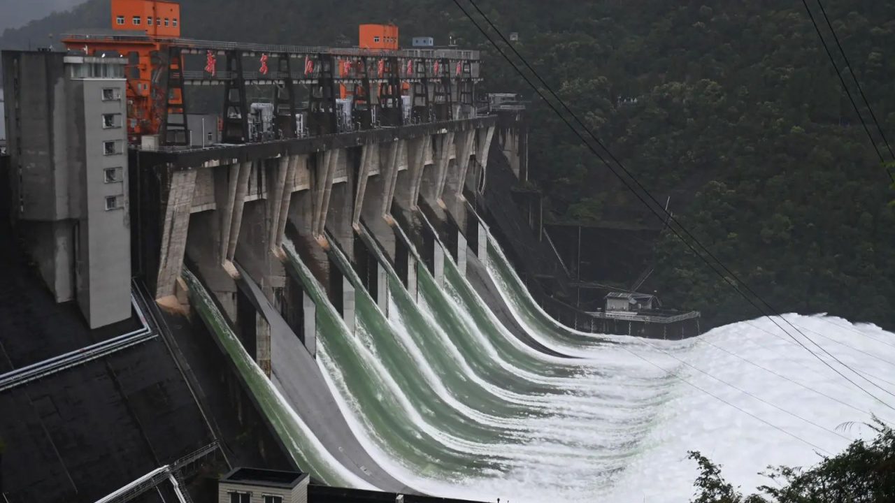 Cina, nel mese di agosto consumo di elettricità oltre 1.000 mld di kWh